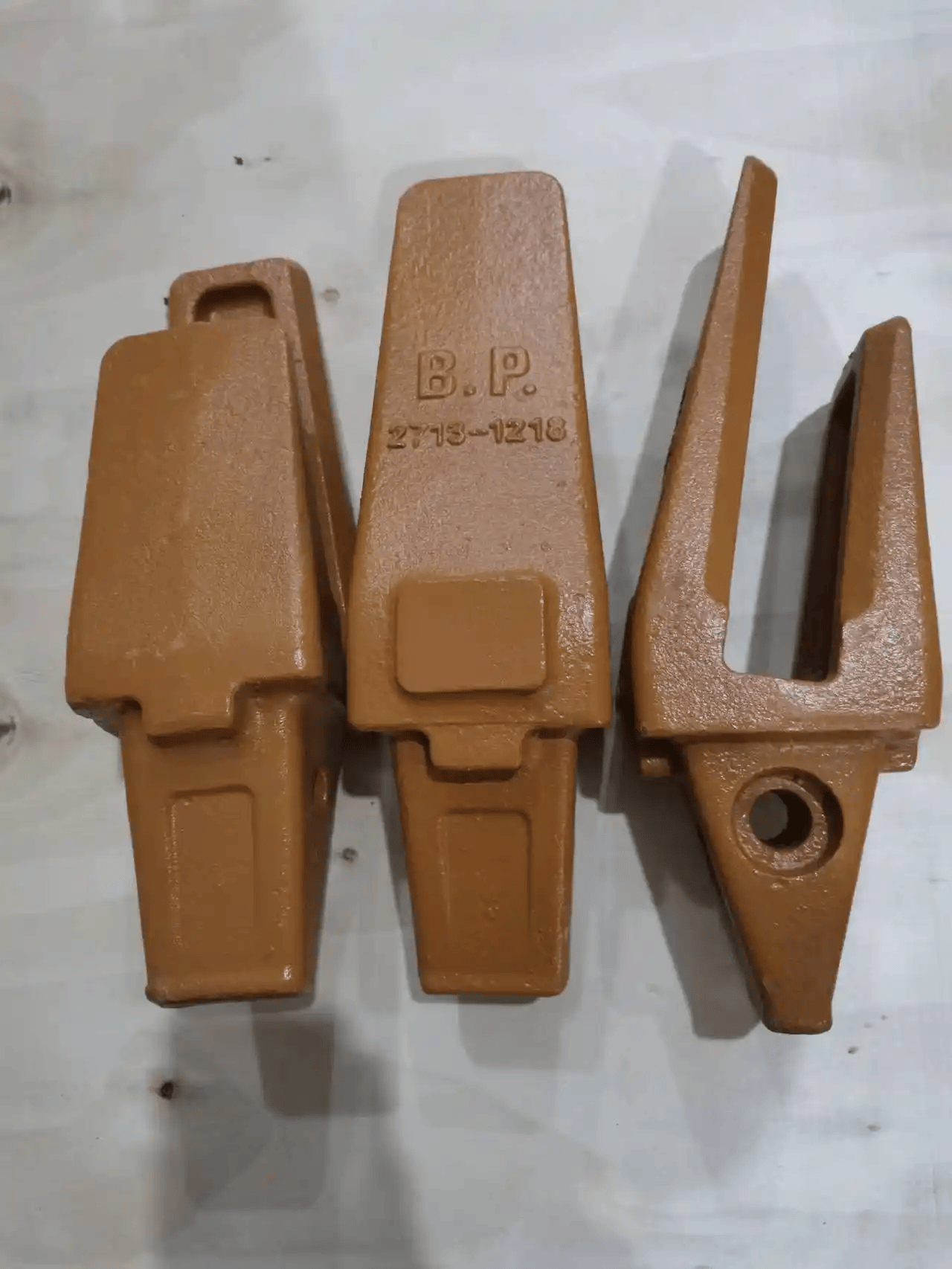 挖掘机斗齿与齿座总成