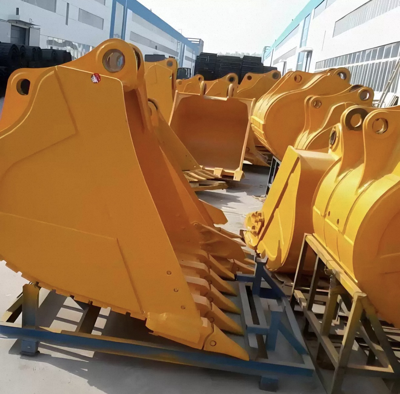Excavator Standard Bucket, Rock Bucket, Mud Digging Bucket, Crusher Bucket, Trench Bucket, Ripper Bu